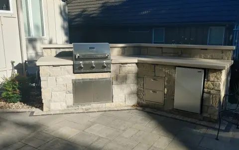 Complete outdoor kitchen